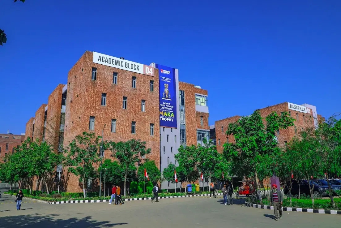 Chandigarh University Academic Building & Auditorium photo 46